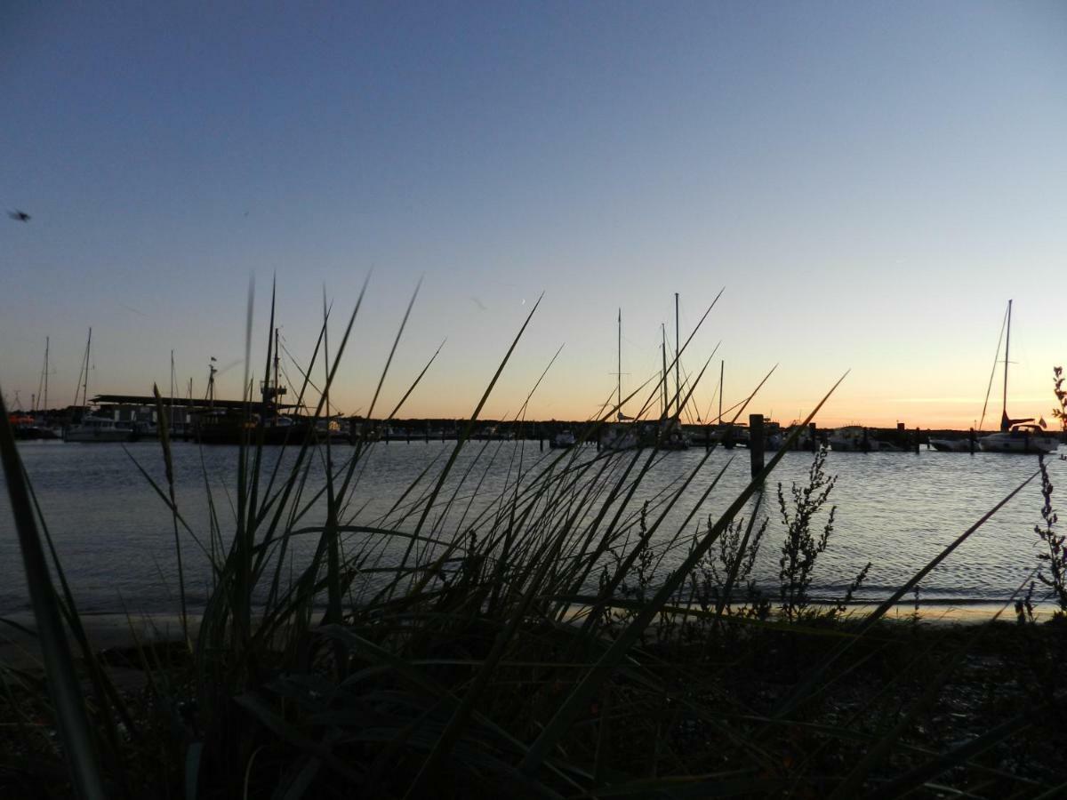 Fewo Am Strand Глове Екстериор снимка