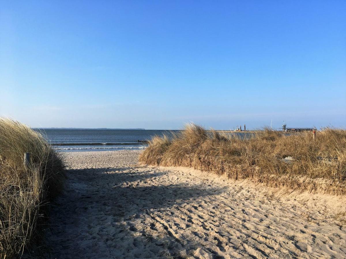 Fewo Am Strand Глове Екстериор снимка